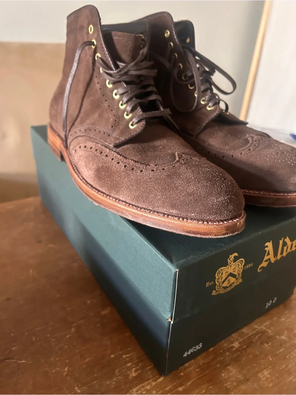 Alden classic suede